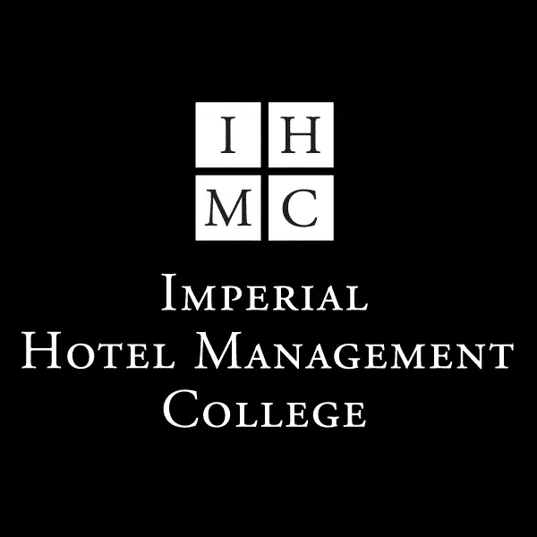 Hotel management course in Canada